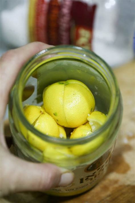 Can I put a whole lemon in a juicer?