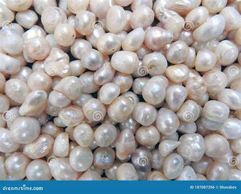 Can I shower with freshwater pearls?