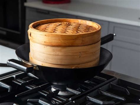 Can I use a bamboo steamer in a frying pan?