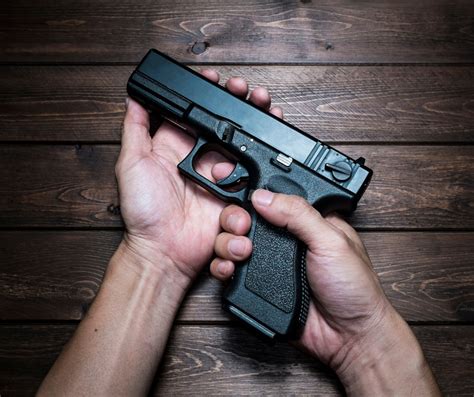 Can I use a gun for self defense in Texas?