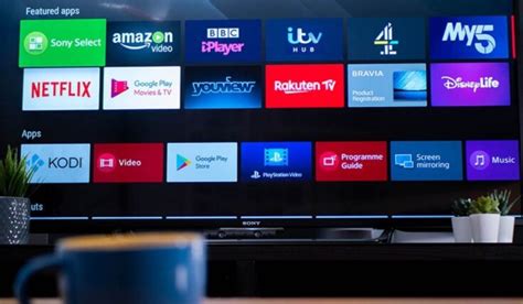 Can I use a smart TV without internet?