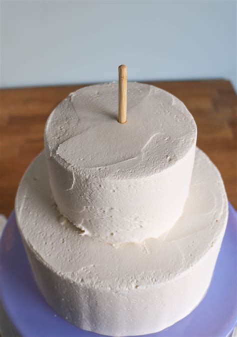 Can I use boba straws as cake dowels?