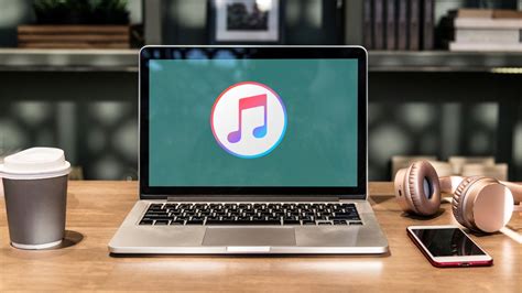 Can I use iTunes on a PC?