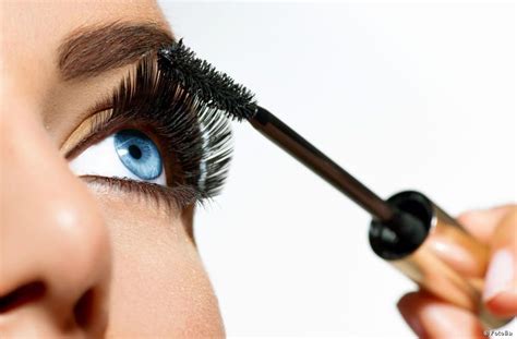 Can I use mascara for 2 years?