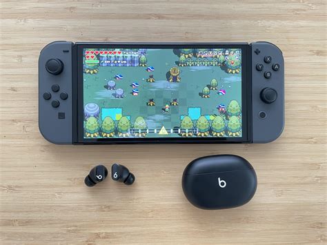 Can I use my Joycons with OLED?