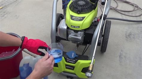 Can I use pressure washer without detergent?