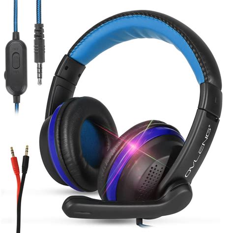 Can I use wired headphones with PS4?