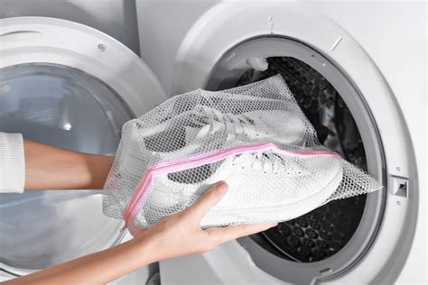 Can I wash sneakers in a pillowcase?