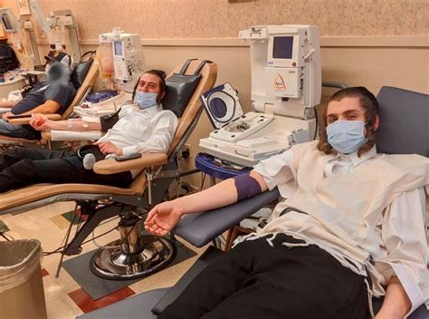 Can Jews give blood?