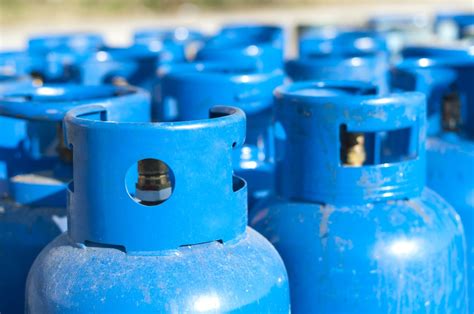 Can LPG be used as a cleaner?