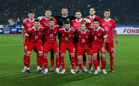 Can Russian teams play in UEFA?