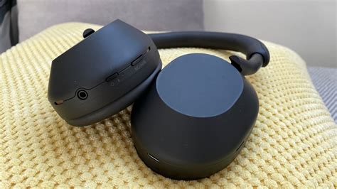 Can Sony WH 1000xm5 connect to PS5?