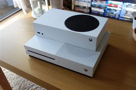 Can Xbox One and Series S play together?