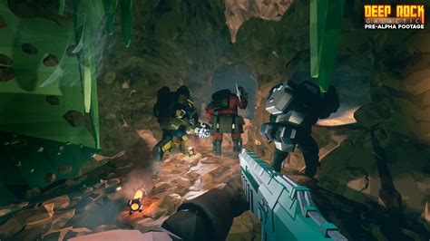 Can Xbox and PC play together Deep Rock Galactic?