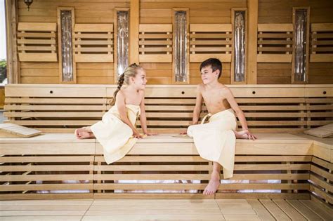 Can a 1 year old go in a sauna?