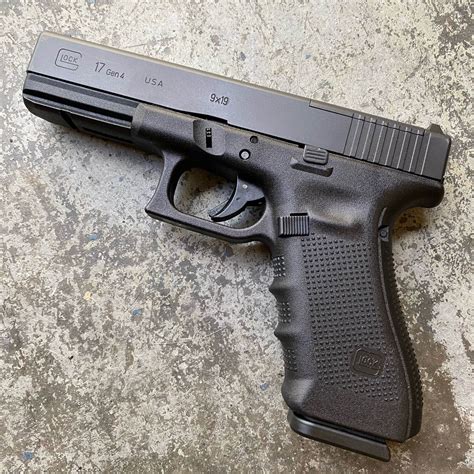 Can a Glock 17 get wet?