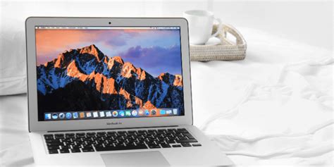 Can a MacBook Air run Photoshop?