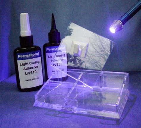 Can a black light cure glue?