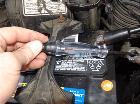 Can a dead battery drain your gas?