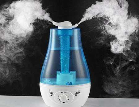 Can a dirty humidifier cause lung problems?