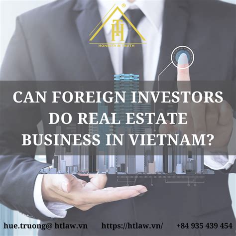 Can a foreigner do real estate business in USA?