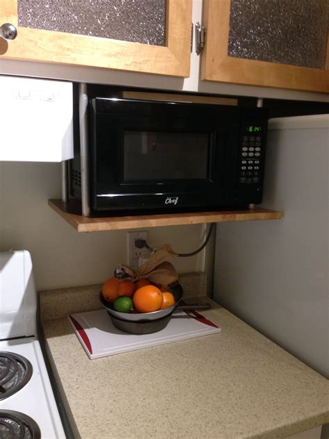 Can a microwave sit on a quartz countertop?