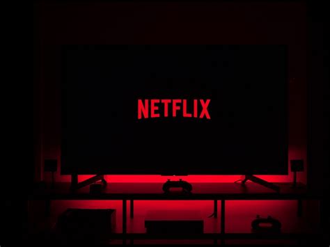 Can a non-smart TV use Netflix?