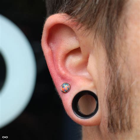 Can a piercing hole be too big?