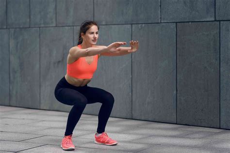 Can a woman squat more than a man?