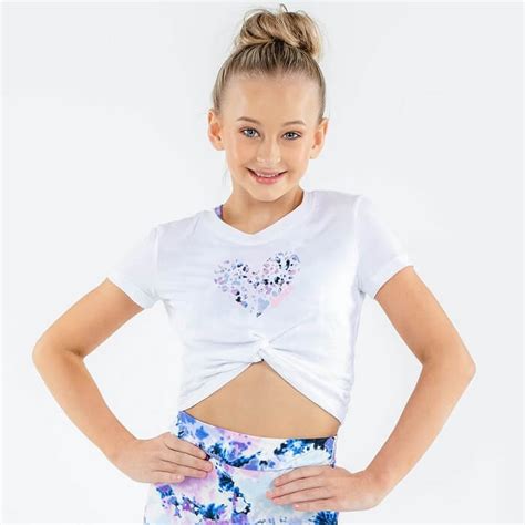 Can an 11 year old wear a crop top?