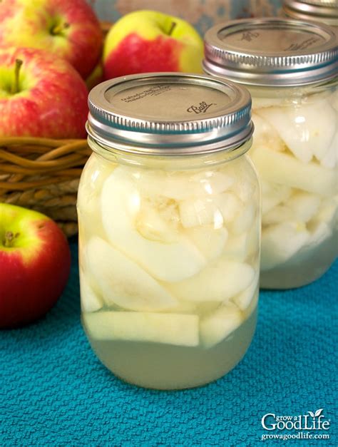 Can apples and celery be stored together?