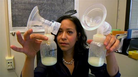 Can babies drink bloody breastmilk?