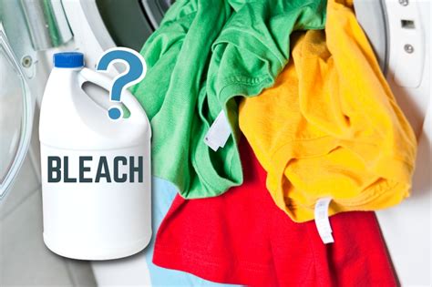 Can bleach change clothes color?