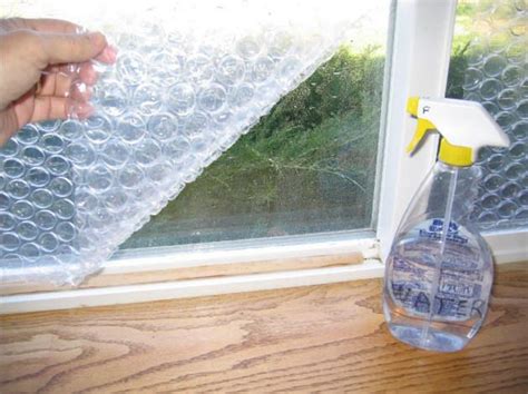 Can bubble wrap be used to insulate windows?