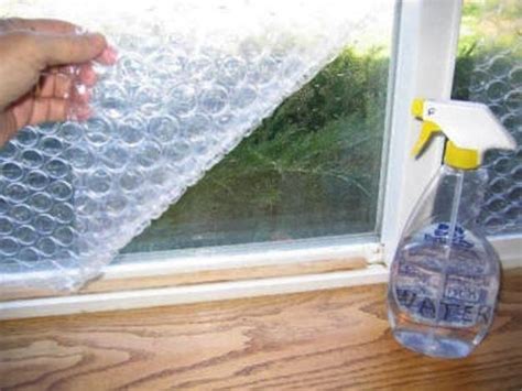 Can bubble wrap insulate windows?