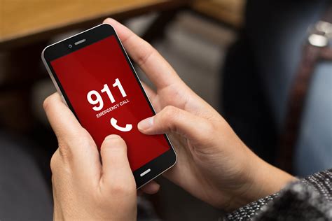 Can cell phones call 911?