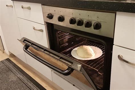 Can ceramic go in the oven for 450 degrees?