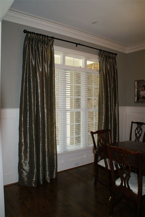 Can curtains be higher than window?