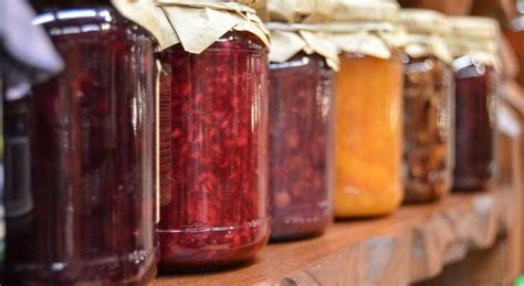 Can dried fruit ferment?