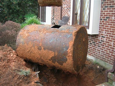 Can gas tanks rust?