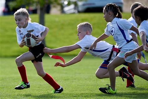 Can girls play rugby with boys?