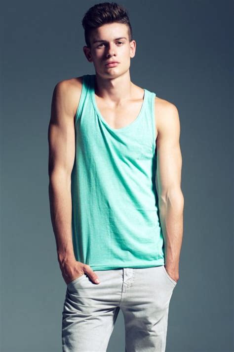 Can guys wear tank tops?