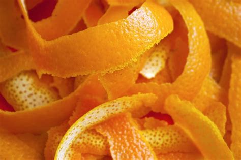 Can humans digest orange peels?