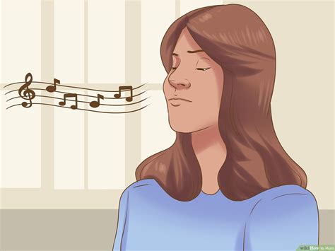 Can humming hurt your voice?