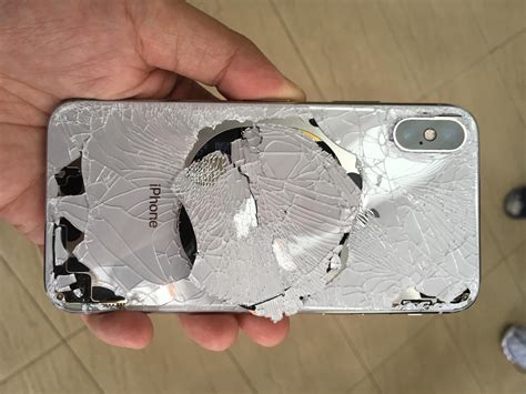 Can iPhone break easily?
