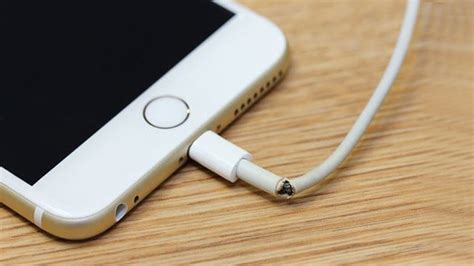 Can iPhone charging cords go bad?