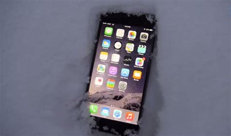 Can iPhone survive snow?