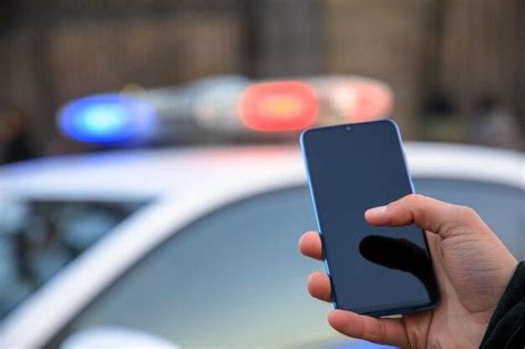Can iPhones be bugged by police?