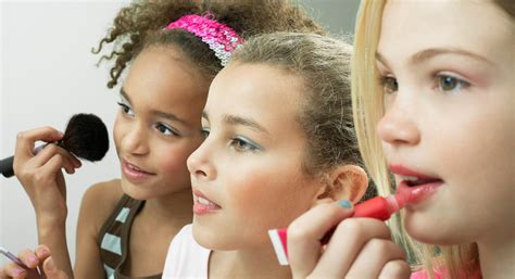 Can kids wear eyeshadow?