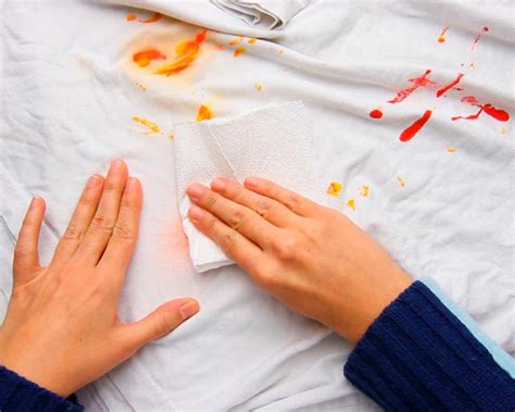 Can makeup stains be removed from clothes?